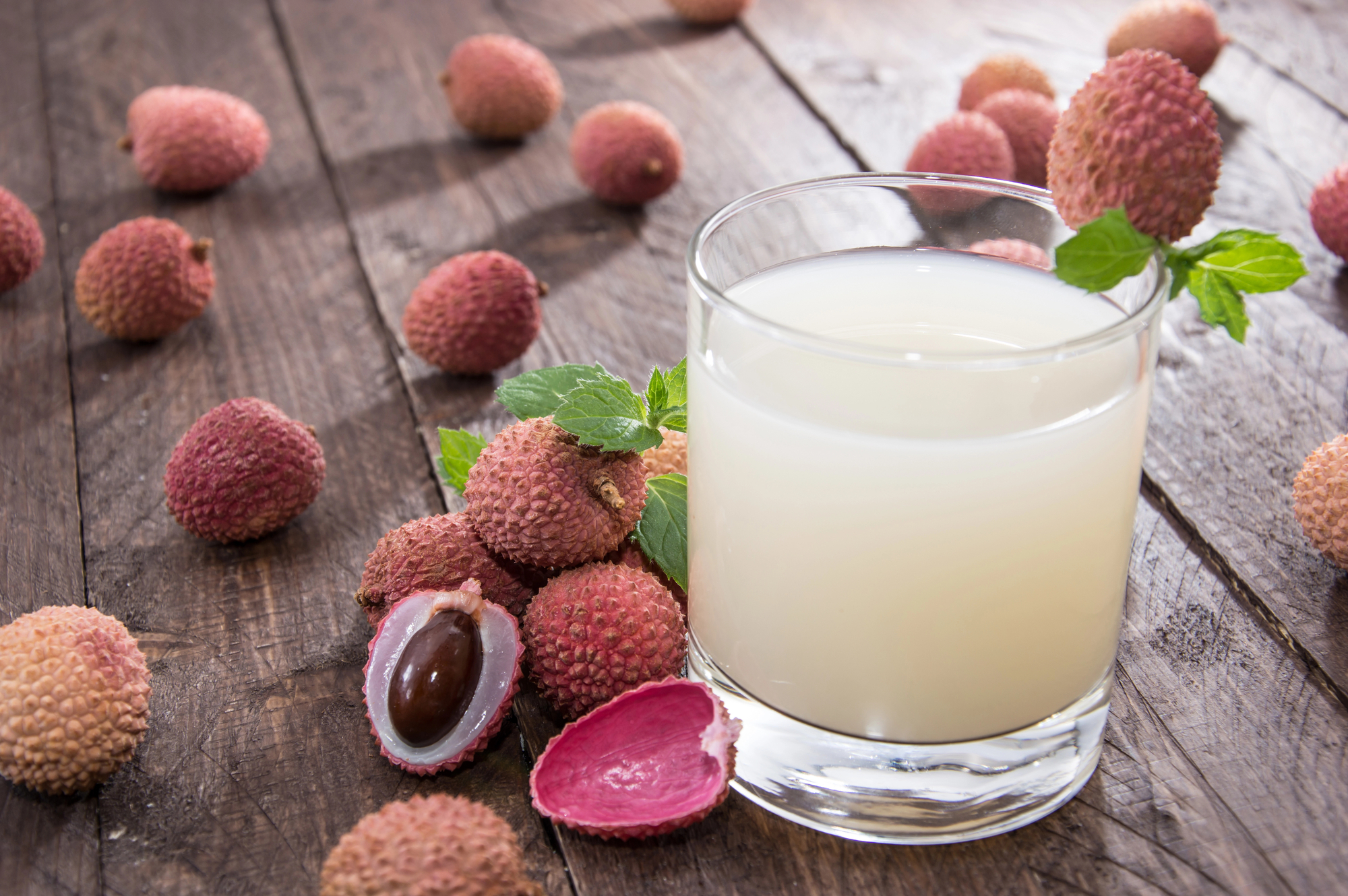 Low Calorie Coconut Lychee Smoothie